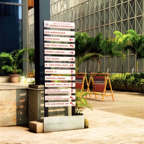 Pylon Signs | Multi panel | Aluminium Signage | Pole signage