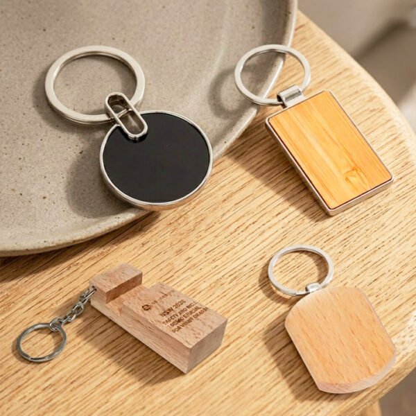 Keychain | Stainless Steel | Wood | Engraving | Custom Design